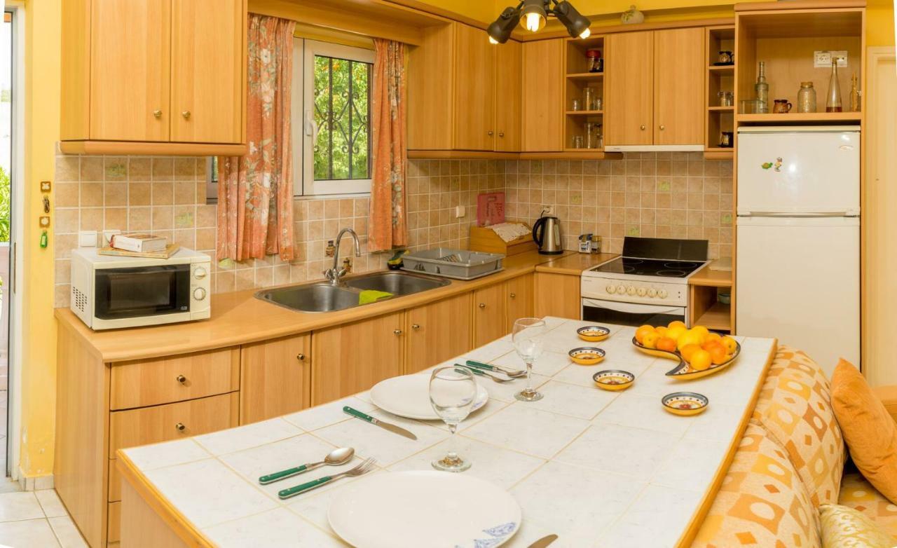 Апартаменты 2 Bed House With Mountain View Аликес Экстерьер фото